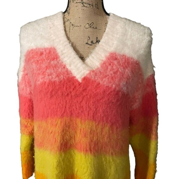 Anthropologie Simone Fuzzy Sweater - Picture 2 of 7
